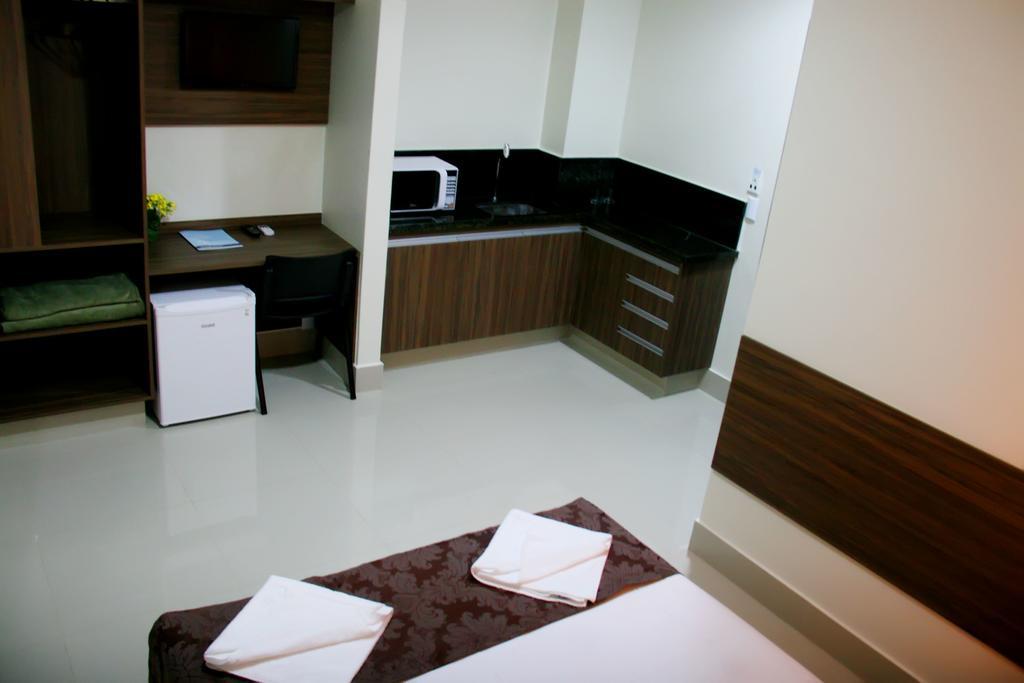 Hotel Belugi Goiânia Oda fotoğraf